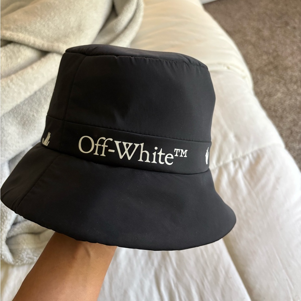 Off white black bucket hat